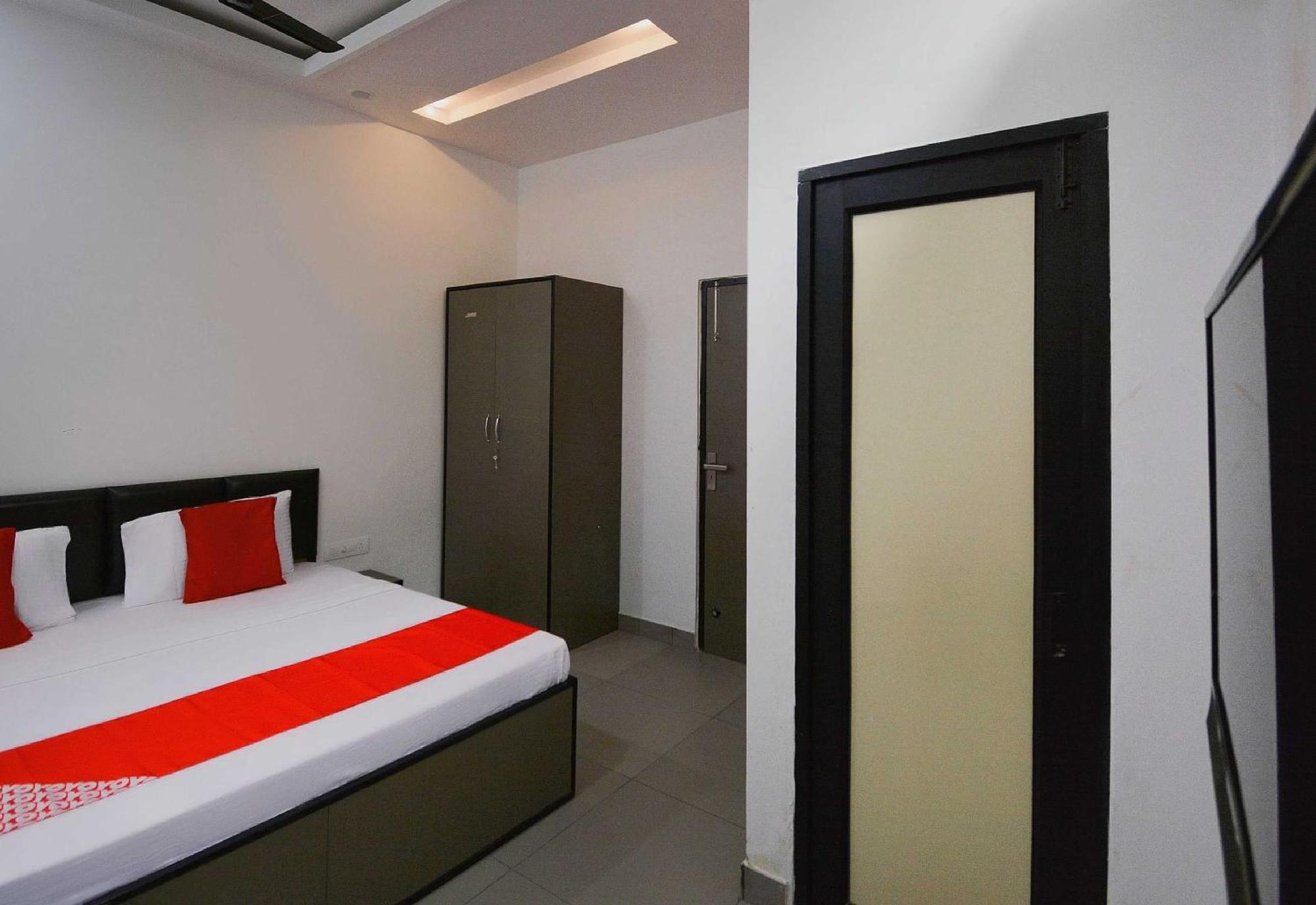 Hotel O White Solitaire Ludhiana Exterior photo